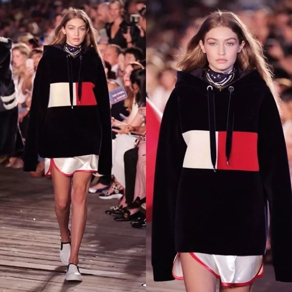 Oversized Gigi Hadid & Tommy Hilfiger Velvet Hoodie